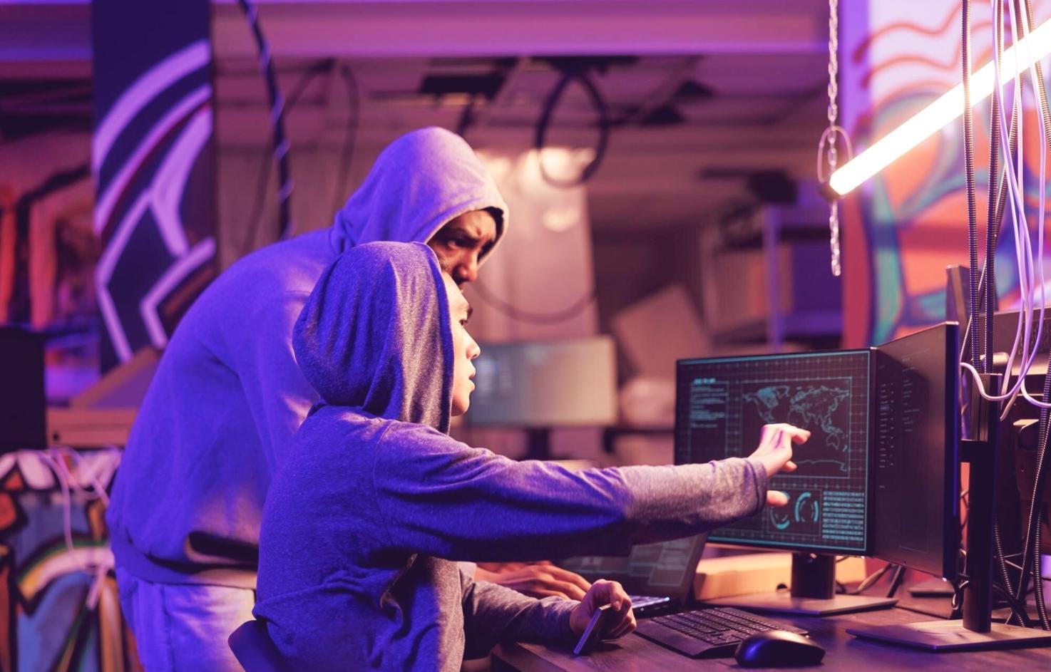 Kreatives Arbeiten mit digitalen Musikinstrumenten und KI-Assistenten